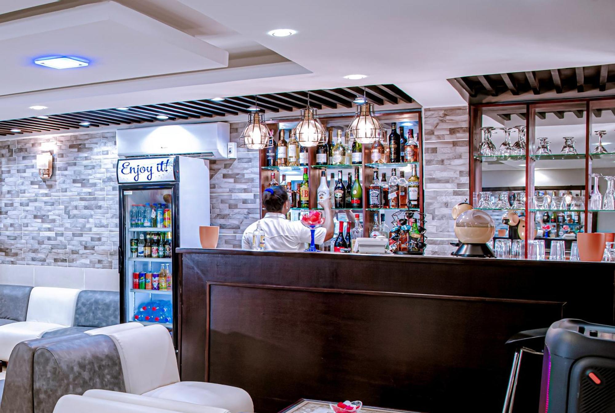 Serena Hotel Douala Kültér fotó